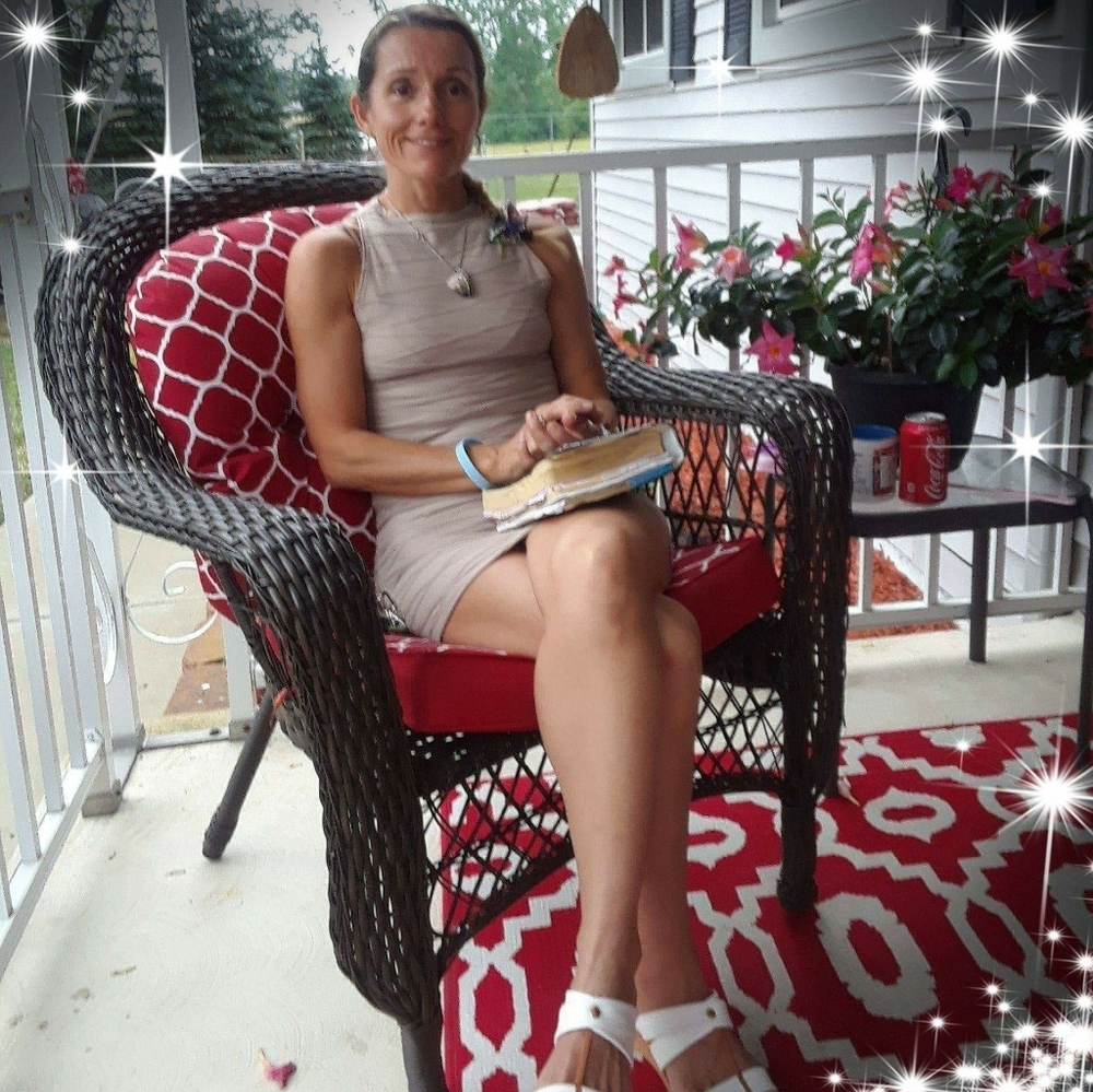 Meet your Posher, Kasandra